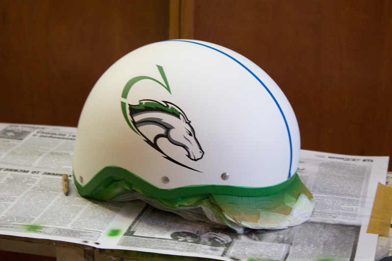 Роспись шлема для конного спорта