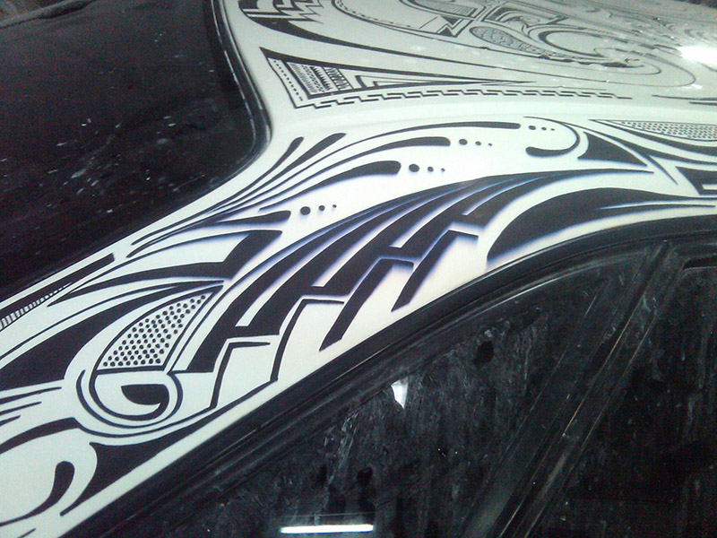 Роспись маркером автомобиля Ауди А6 (Шарпи-арт)